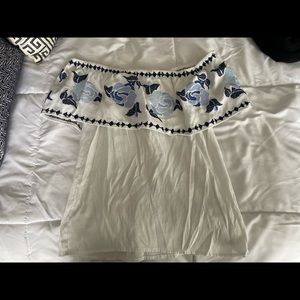 Francesca’s Off Shoulder Top Size Small